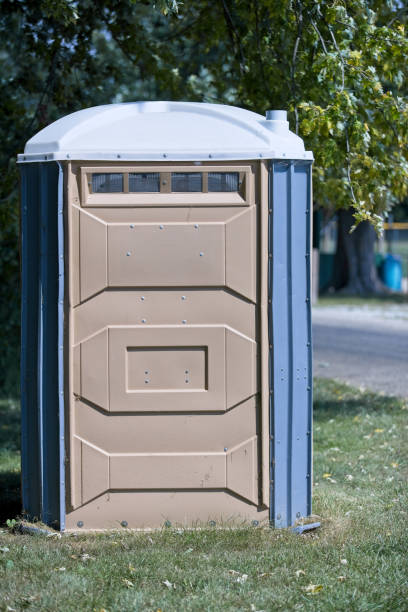 Porta potty delivery and setup in Newport, DE